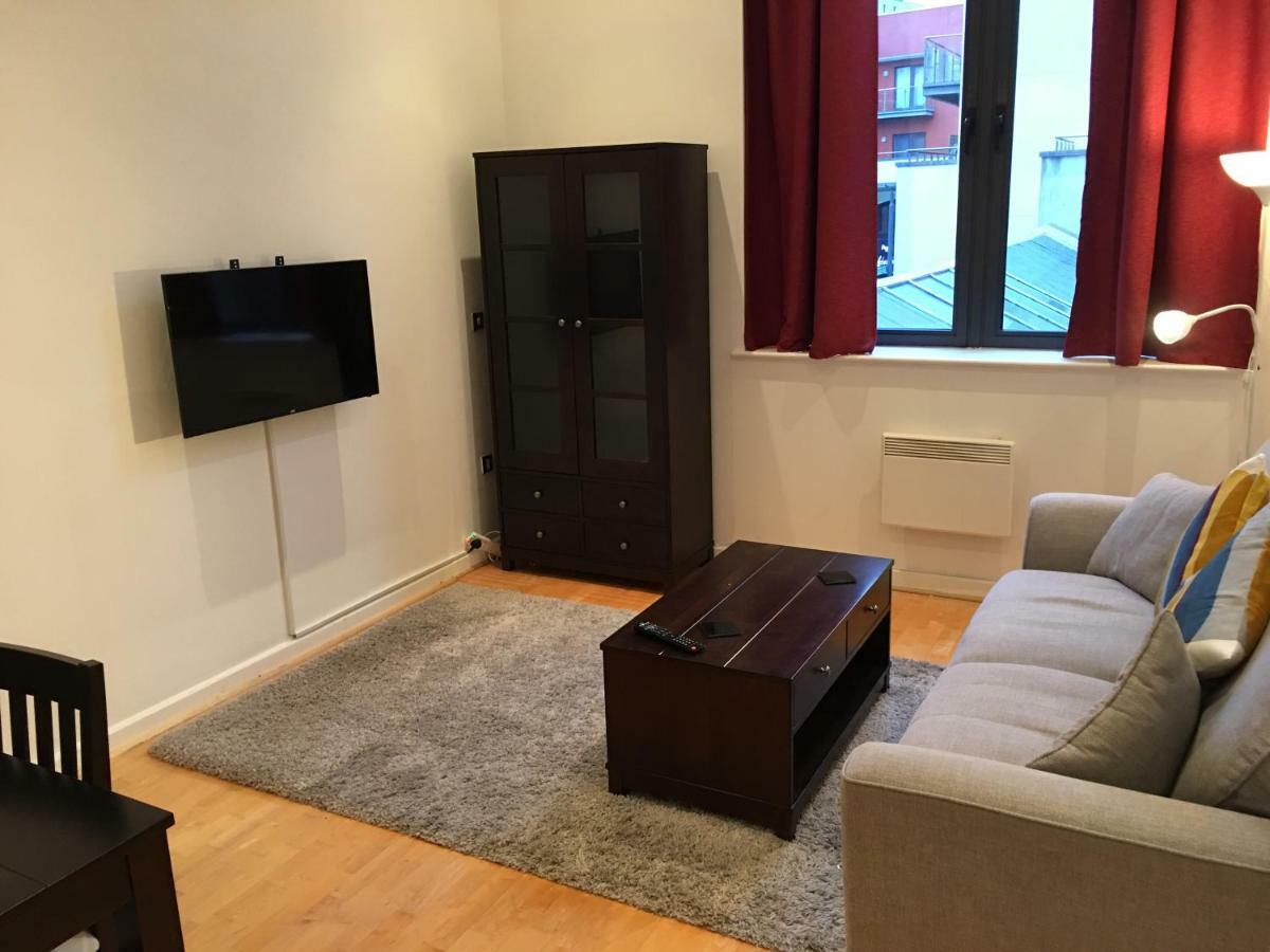 Stylish City Centre Apartment Cardiff Exterior foto